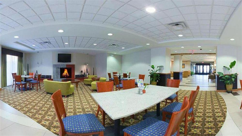 Hampton Inn Westfield Luaran gambar